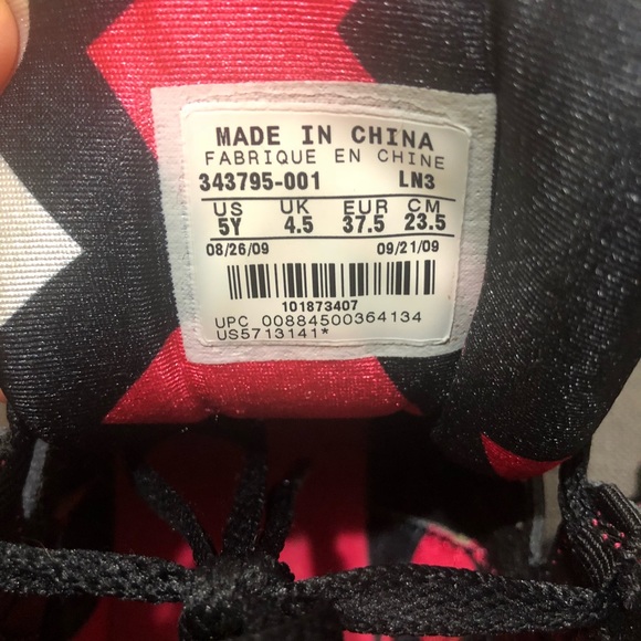 Pink and Black Air Jordans - Picture 2 of 6